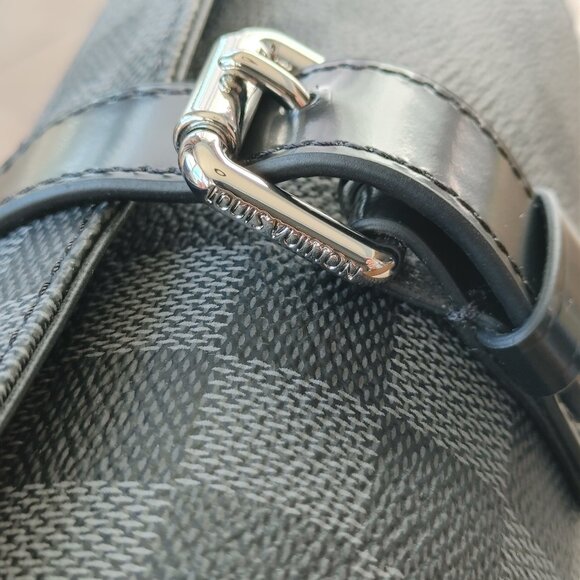 Louis Vuitton Monogram Eclipse black Watch Travel Pouch (New) - Picture 3 of 10